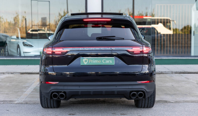 
								PORSCHE CAYENNE completo									