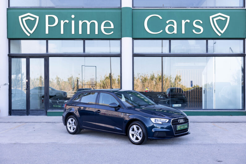 
								AUDI A3 SPORTBACK DESIGN 30 GTRON S TRONIC completo									