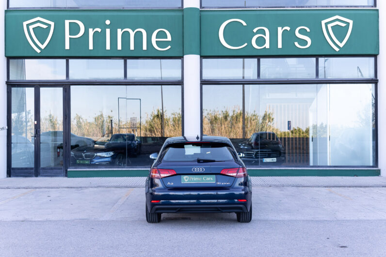 
								AUDI A3 SPORTBACK DESIGN 30 GTRON S TRONIC completo									