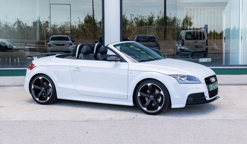 
								AUDI TT Roadster S Line completo									