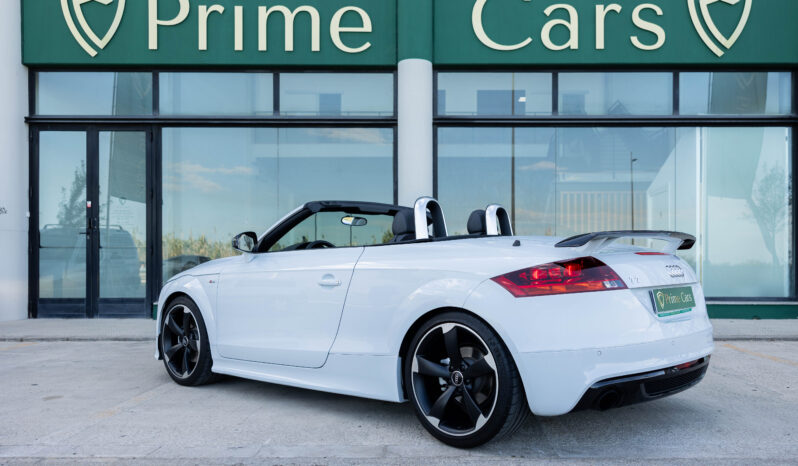 
								AUDI TT Roadster S Line completo									