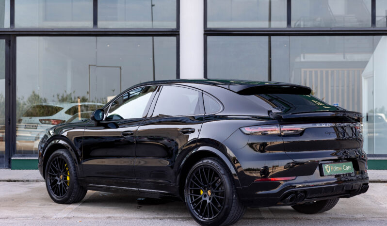 
								PORSCHE CAYENNE COUPÉ S completo									