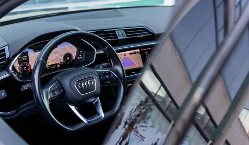 
								AUDI Q3 SPORTBACK completo									