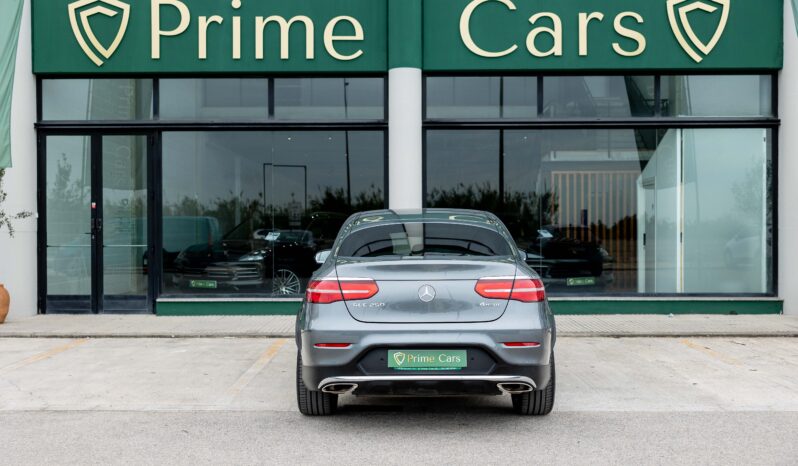 
								MERCEDES BENZ GLC COUPÉ 250 4MATIC completo									