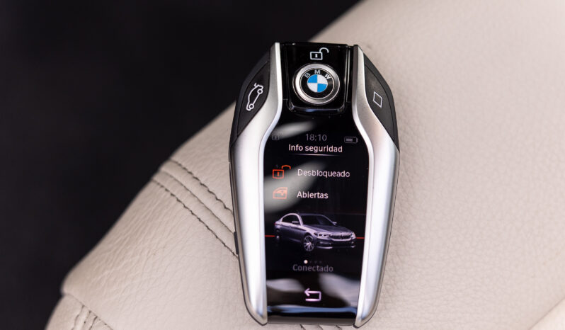 
								BMW SERIE 5, 530e iPERFORMANCE completo									