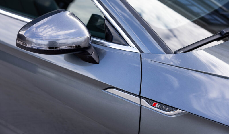 
								AUDI A5 SPORTBACK, 3.0 S LINE completo									