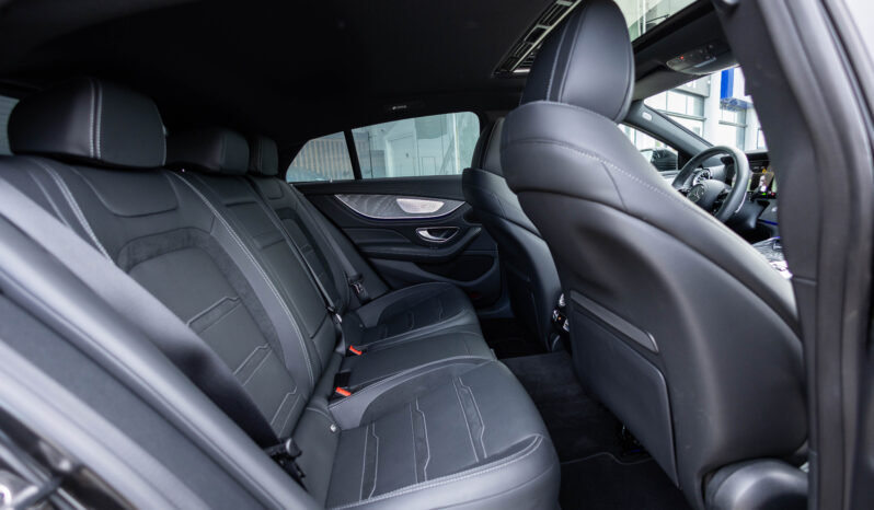 
								MERCEDES BENZ AMG GT 53+ 4 MATIC completo									