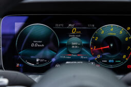 
										MERCEDES BENZ AMG GT 53+ 4 MATIC completo									