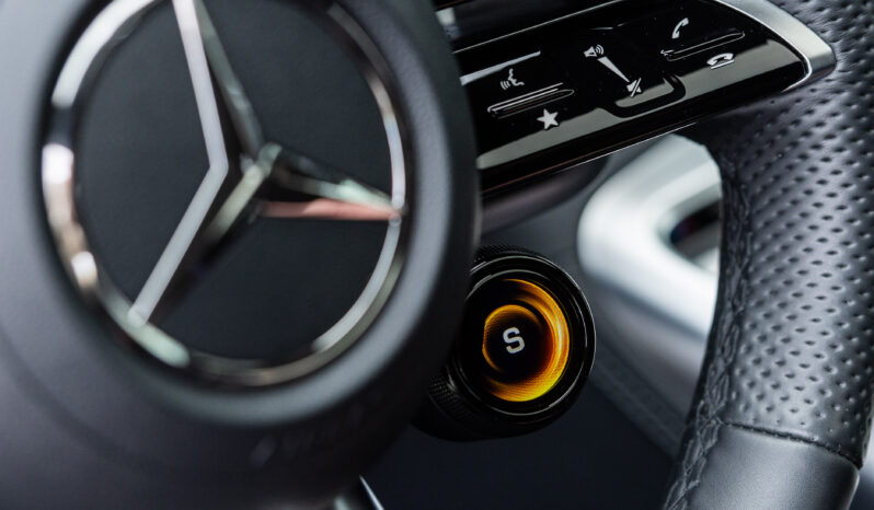 
								MERCEDES BENZ AMG GT 53+ 4 MATIC completo									