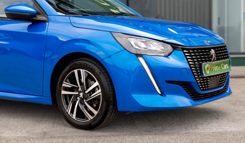 
								PEUGEOT 208 ACTIVE PACK completo									