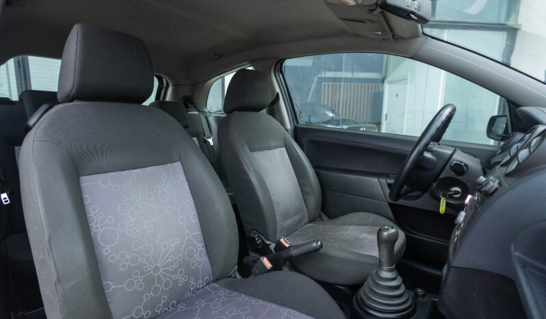 
								FORD FIESTA TDCi Trend completo									