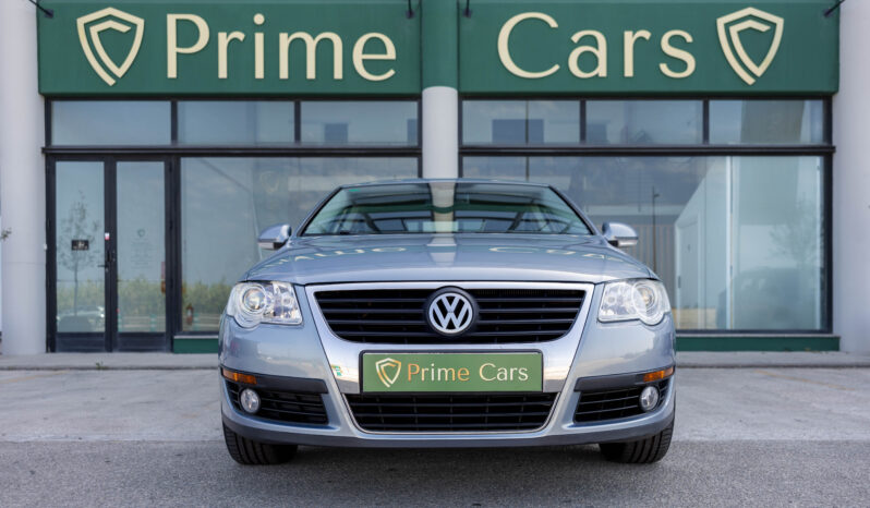 
								VOLKSWAGEN PASSAT 2.0 TDI completo									