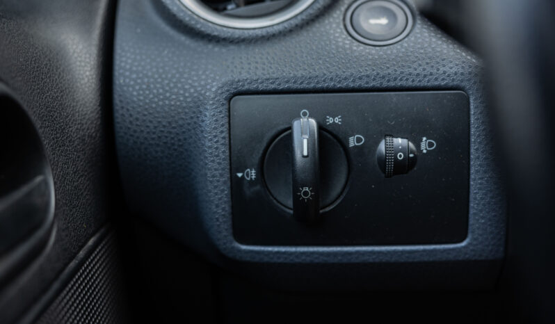 
								FORD FIESTA TDCi Trend completo									