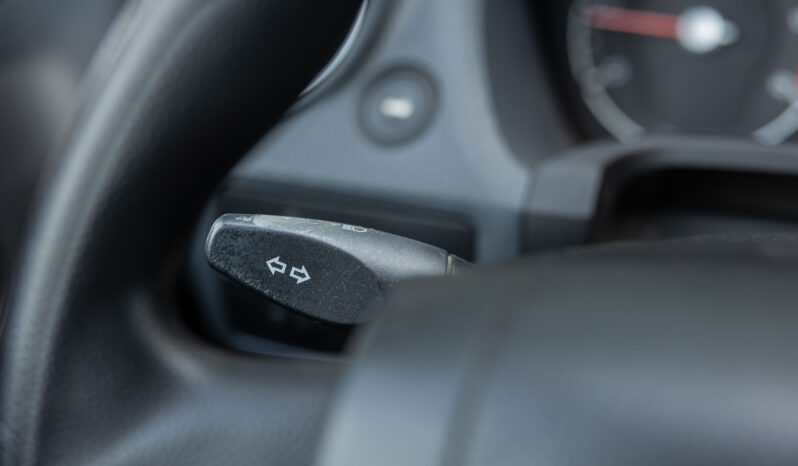
								FORD FIESTA TDCi Trend completo									