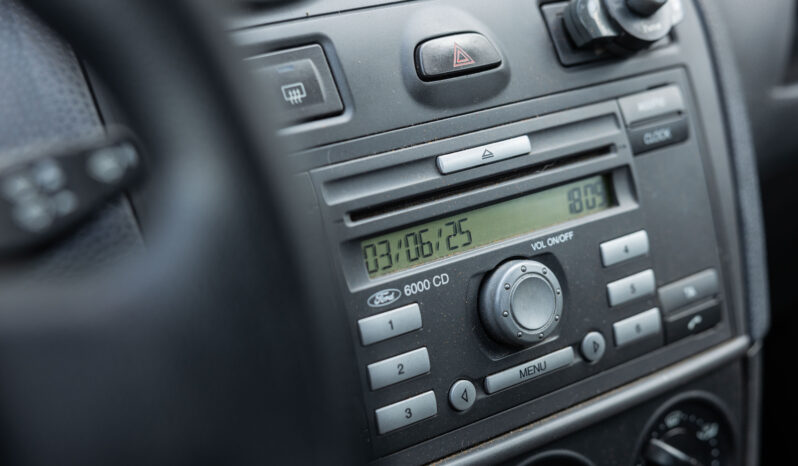 
								FORD FIESTA TDCi Trend completo									