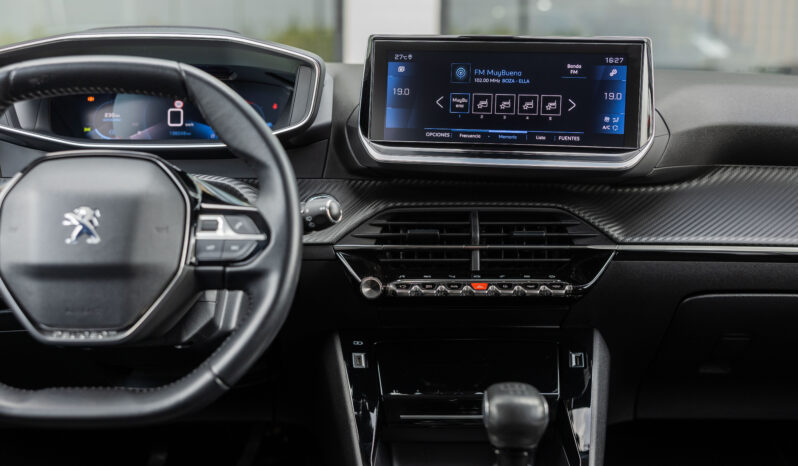 
								PEUGEOT 208 ACTIVE PACK completo									