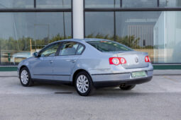 
										VOLKSWAGEN PASSAT 2.0 TDI completo									