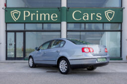 
										VOLKSWAGEN PASSAT 2.0 TDI completo									