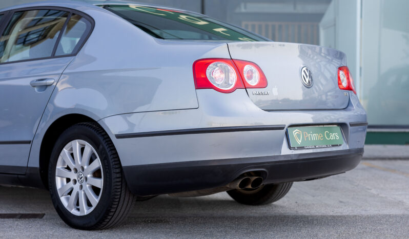 
								VOLKSWAGEN PASSAT 2.0 TDI completo									