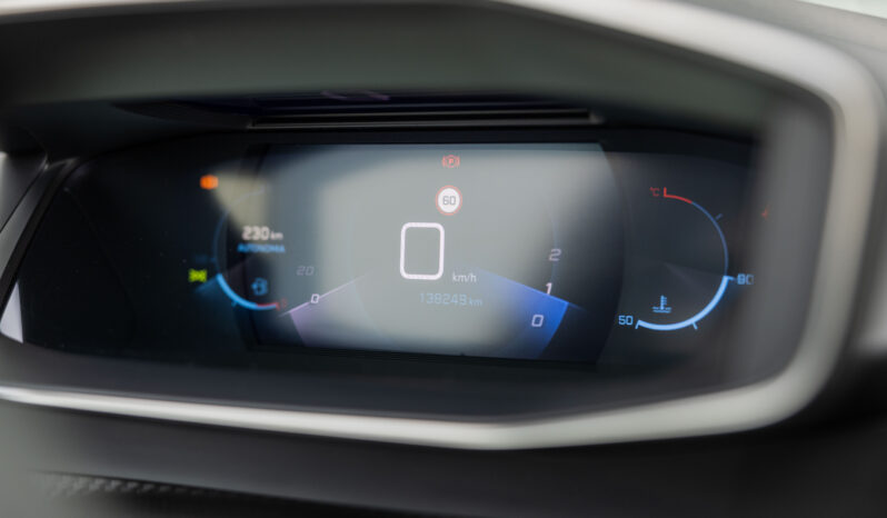 
								PEUGEOT 208 ACTIVE PACK completo									