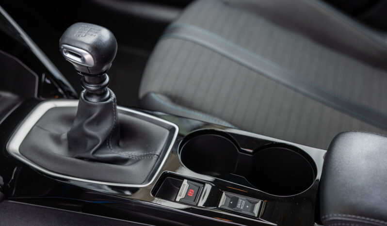 
								PEUGEOT 208 ACTIVE PACK completo									