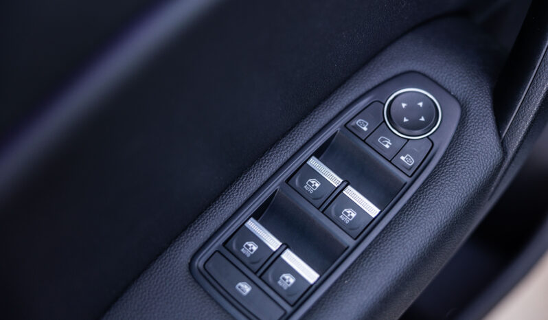 
								RENAULT CAPTUR completo									