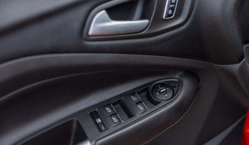 
								FORD KUGA, 2.0, 4X4, TITANIUM S completo									