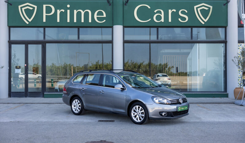 
								VOLKSWAGEN GOLF VARIANT completo									