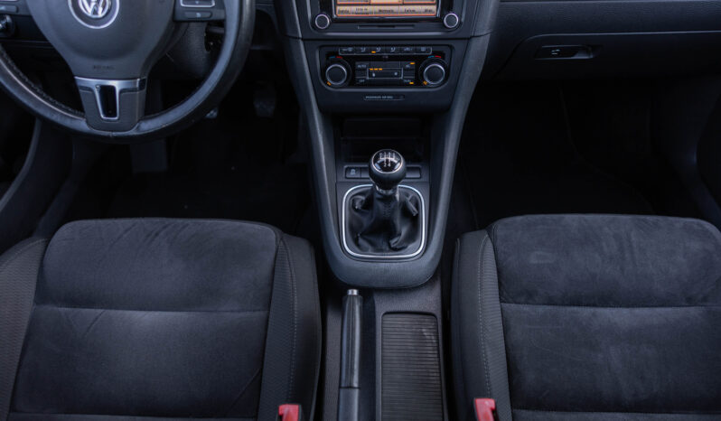 
								VOLKSWAGEN GOLF VARIANT completo									