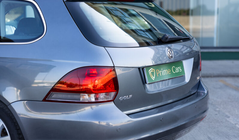 
								VOLKSWAGEN GOLF VARIANT completo									
