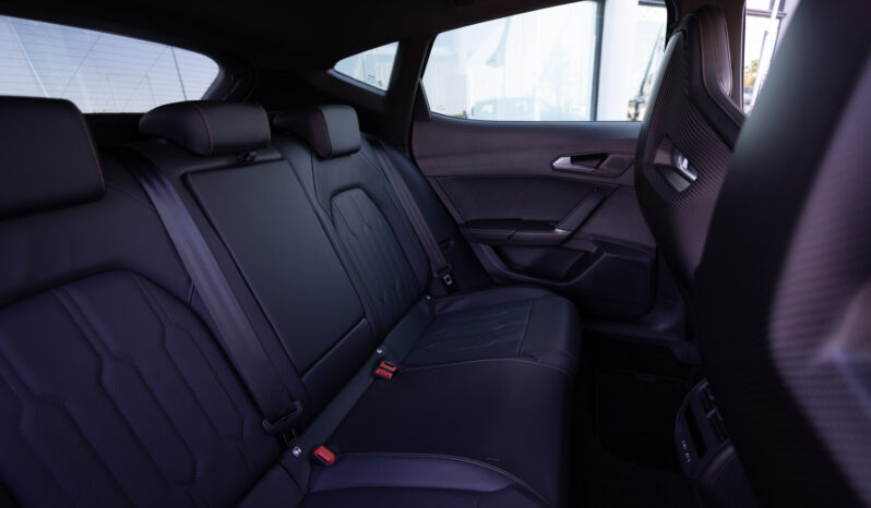 
								CUPRA FORMENTOR 2.5 TSI VZ5 completo									