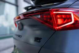 
										CUPRA FORMENTOR 2.5 TSI VZ5 completo									