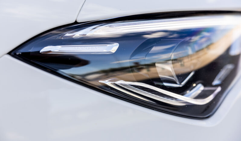 
								Mercedes Benz Cla 200 completo									