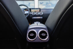 
										Mercedes Benz Cla 200 completo									