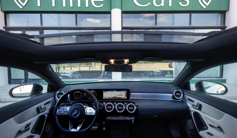 
								Mercedes Benz Cla 200 completo									