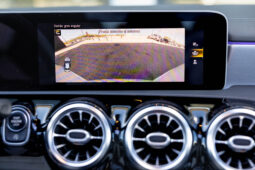 
										Mercedes Benz Cla 200 completo									