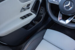 
										Mercedes Benz Cla 200 completo									