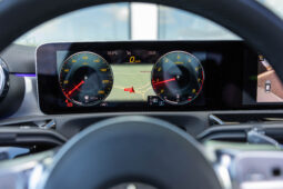 
										Mercedes Benz Cla 200 completo									