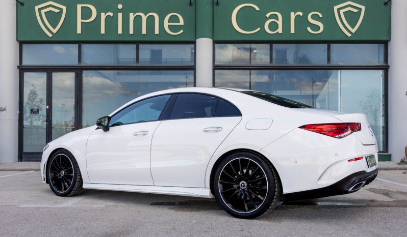 
								Mercedes Benz Cla 200 completo									