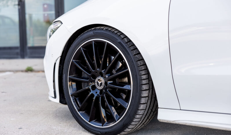 
								Mercedes Benz Cla 200 completo									