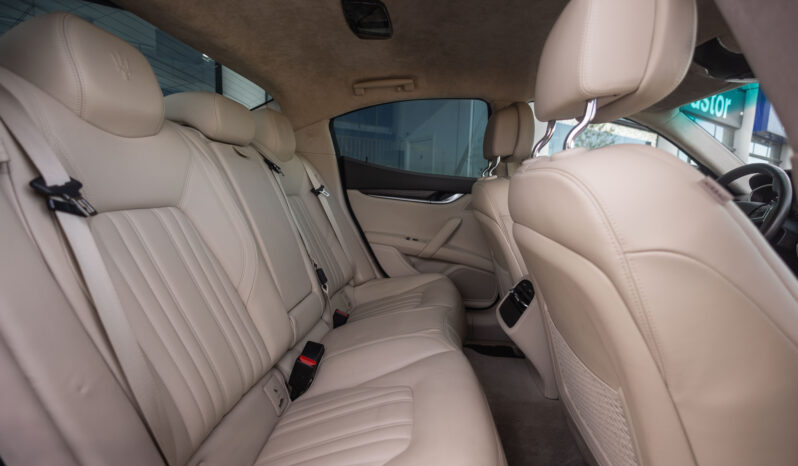 
								Maserati Ghibli S Q4, V6 completo									