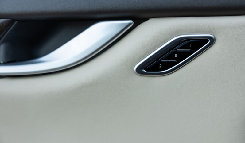 
								Maserati Ghibli S Q4, V6 completo									