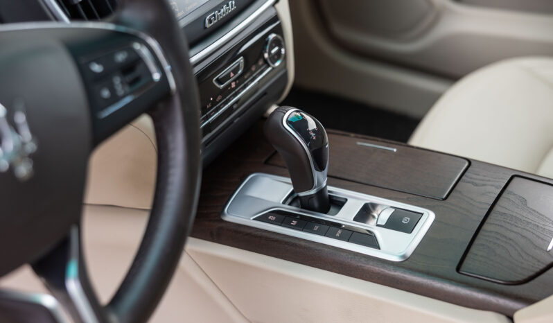 
								Maserati Ghibli S Q4, V6 completo									