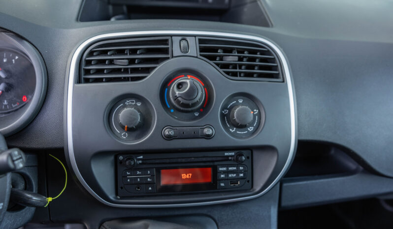 
								Nissan NV250 Óptima completo									