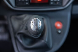 
										Nissan NV250 Óptima completo									