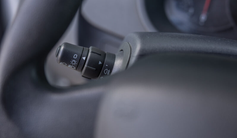 
								Nissan NV250 Óptima completo									