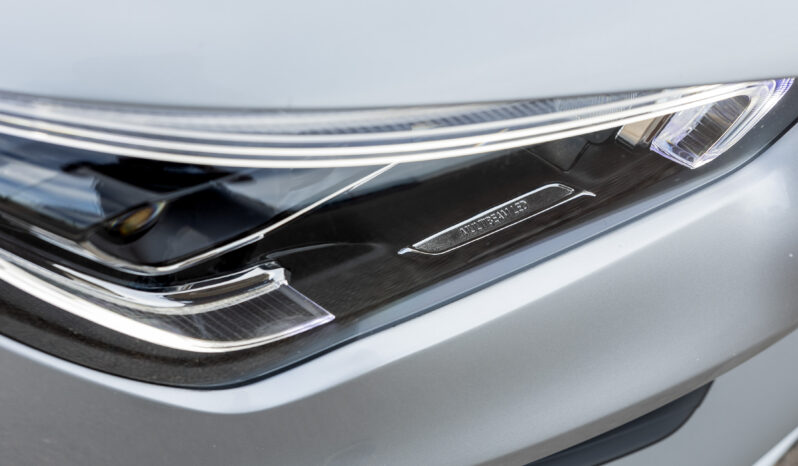 
								Mercedes Benz Cla 200 completo									