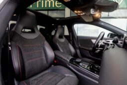 
										Mercedes Benz Cla 200 completo									