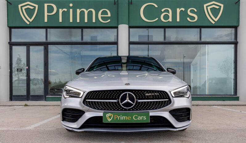 
								Mercedes Benz Cla 200 completo									