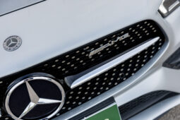 
										Mercedes Benz Cla 200 completo									